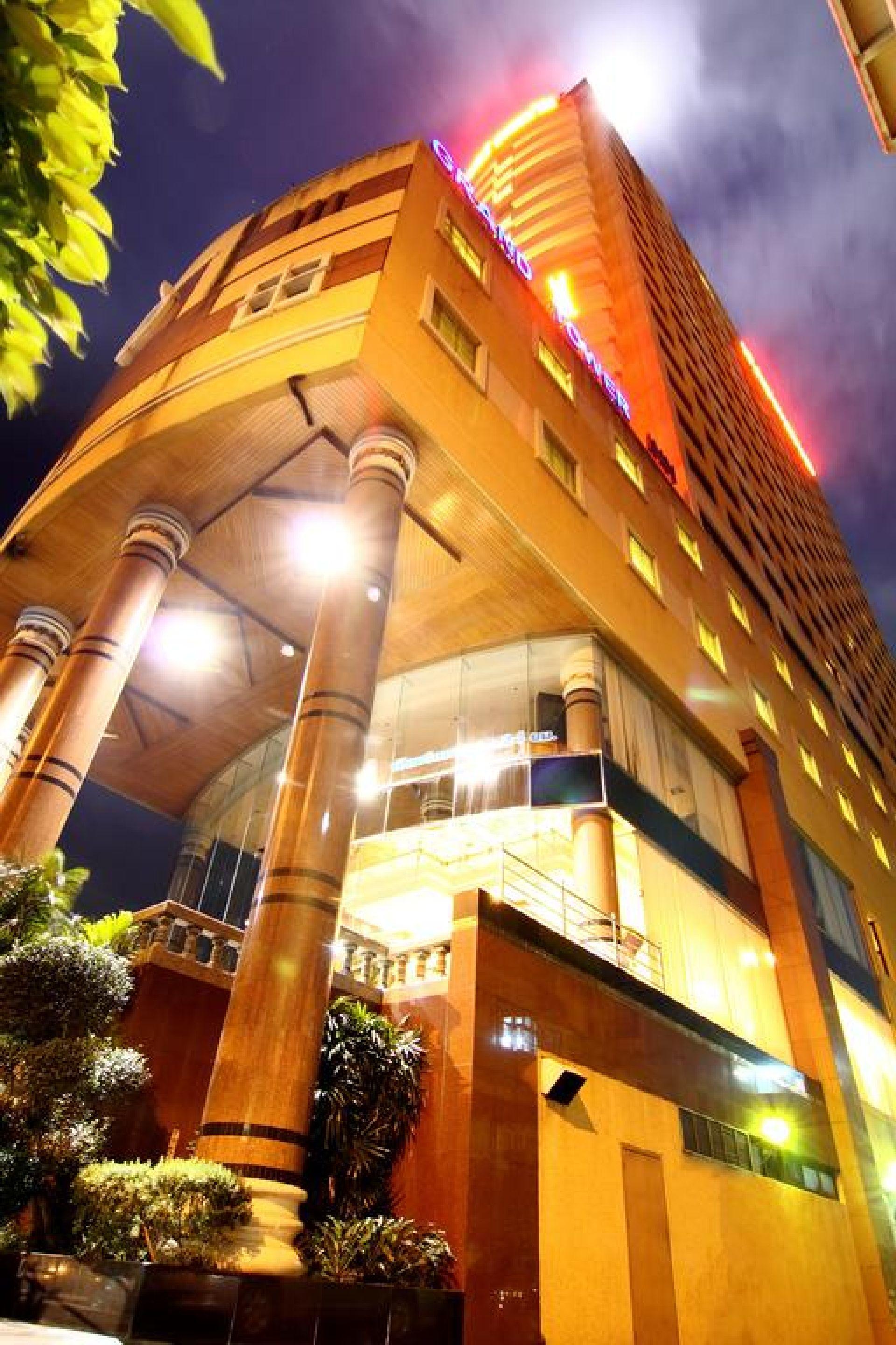 Grand Tower Inn Rama 6 Bangkok Exterior foto
